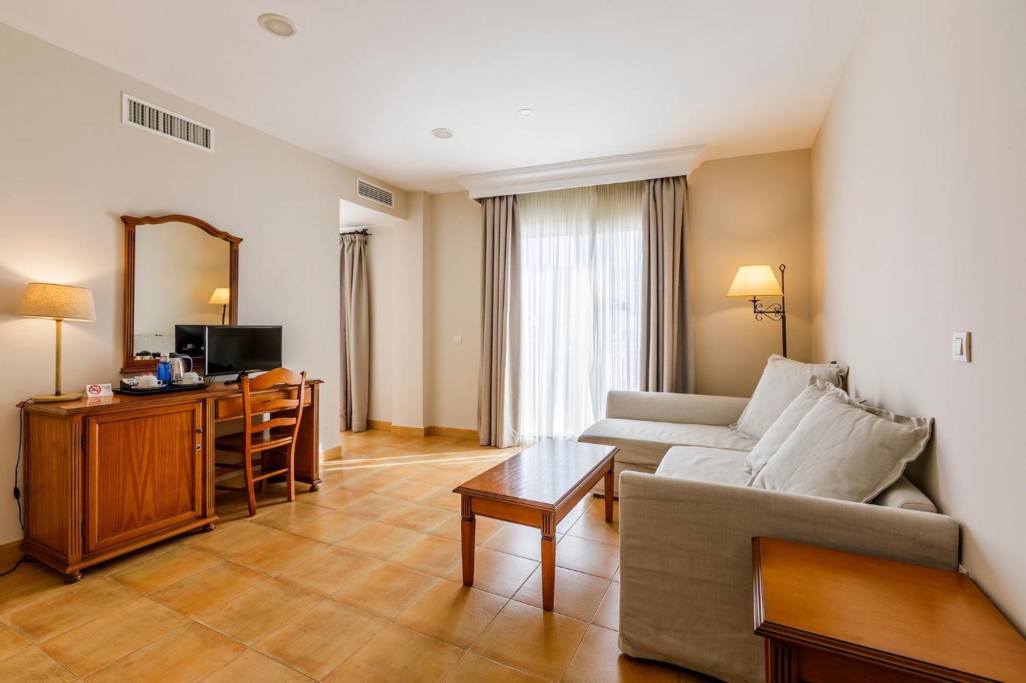 Hotel Almijara - Mares La Herradura (Granada)