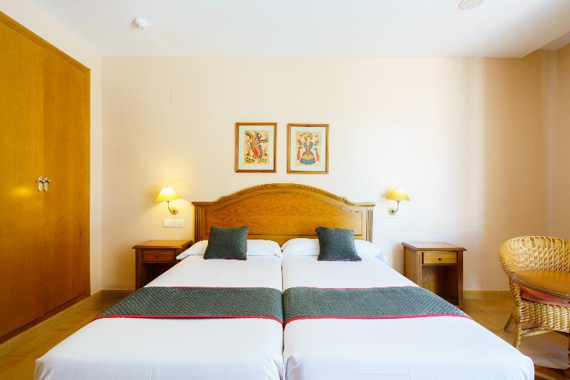 Almijara - Mares Hotel