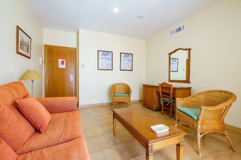 Hotel Almijara - Mares 3*